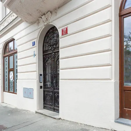 Blueground Vrsovice Private Terrace Equipped Prg-4 * Praga